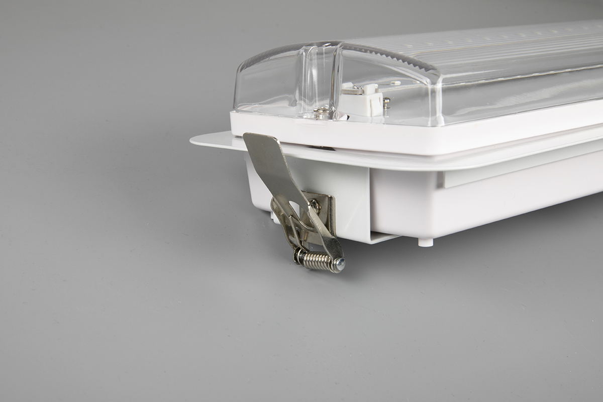 UL Bulkhead Emergency Lamp LX-604 (12)