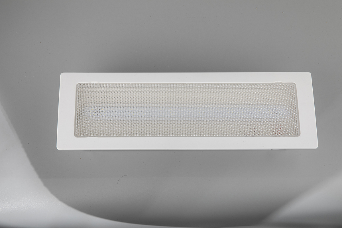 UL Bulkhead Emergency Lamp LX-603L (8)